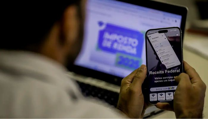 © Joédson Alves/Agência Brasil Receita abre na sexta consulta a maior lote de restituição da história